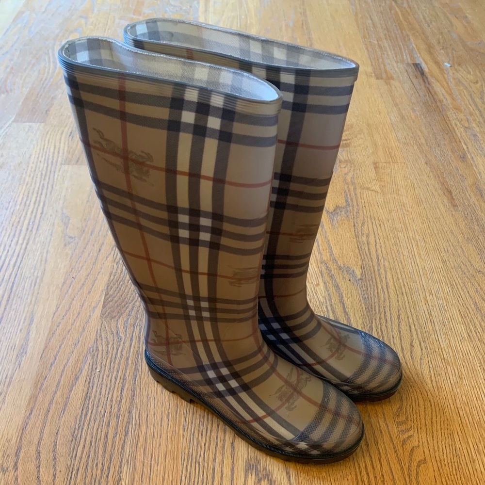 Burberry Rainboots